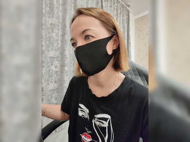 Viktoriya24 live cam on BongaCams