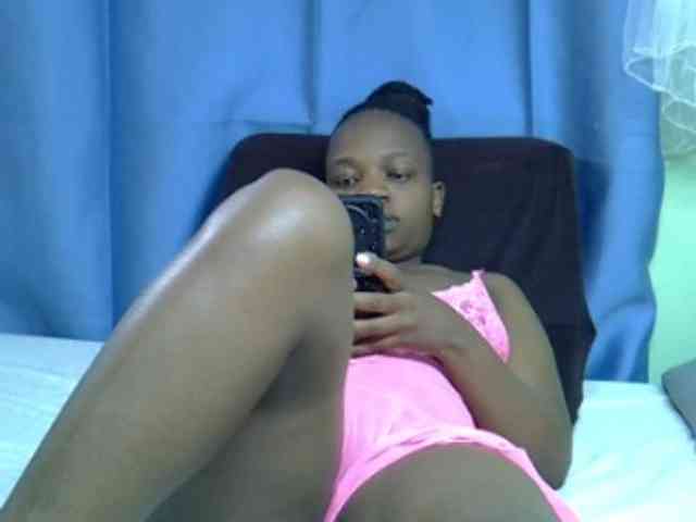 Sexxybutt01 webcam