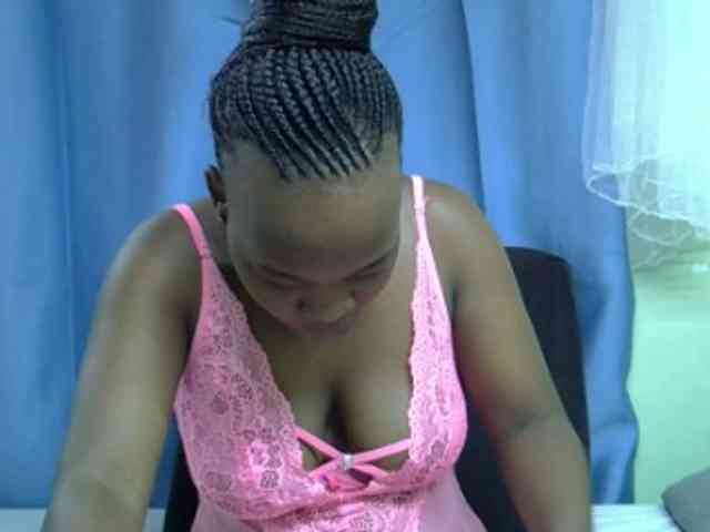 Sexxybutt01 webcam