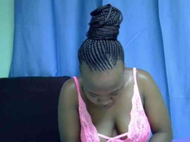 Sexxybutt01 webcam