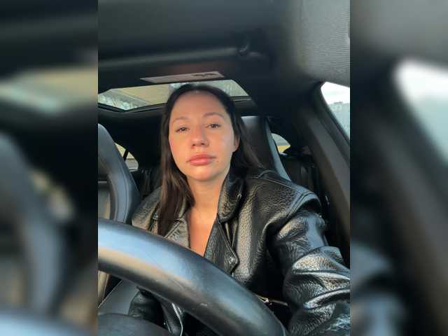 Sinnera1's BongaCams show and profile