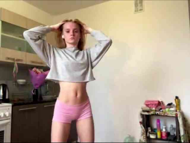 TiffannyBanyas webcam