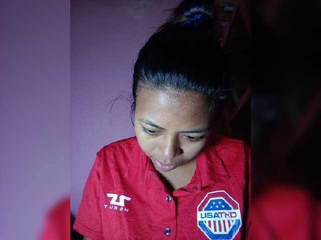 Rudih live cam on BongaCams