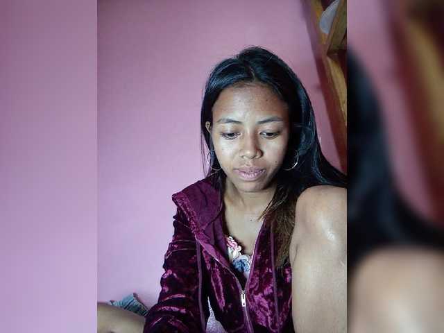 Rudih live cam on BongaCams