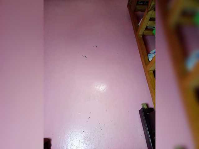 Rudih live cam on BongaCams