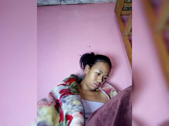 Rudih live cam on BongaCams