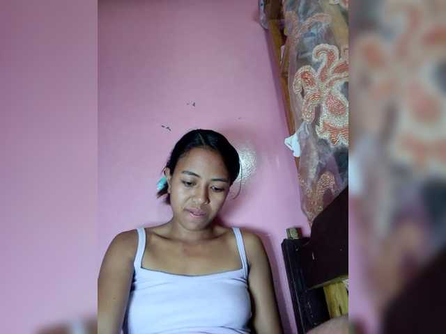 Rudih live cam on BongaCams