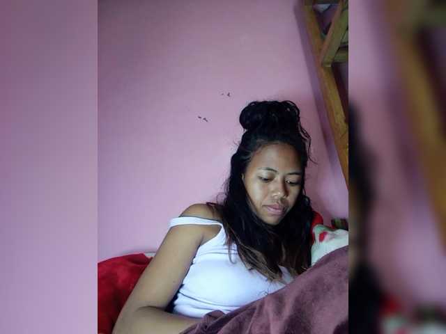 Rudih live cam on BongaCams