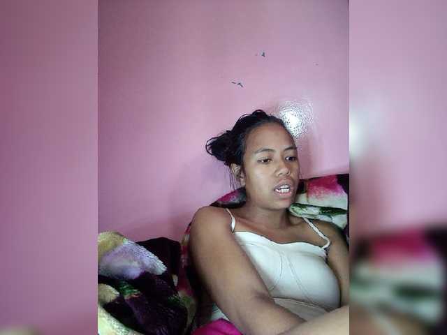 Rudih live cam on BongaCams