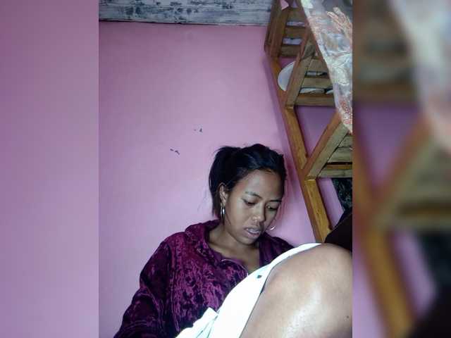 Rudih live cam on BongaCams