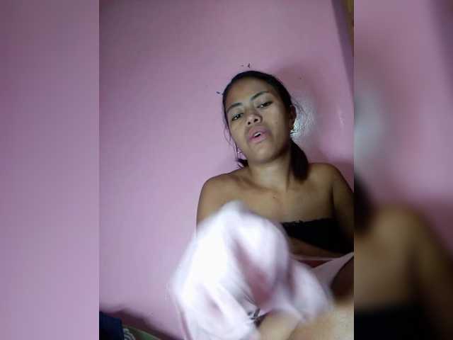 Sex chat gratuit in direct cu Rudih pe BongaCams