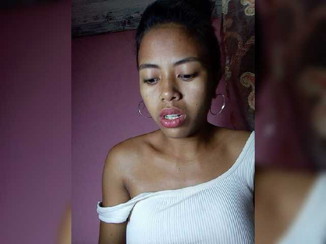 Rudih live cam on BongaCams