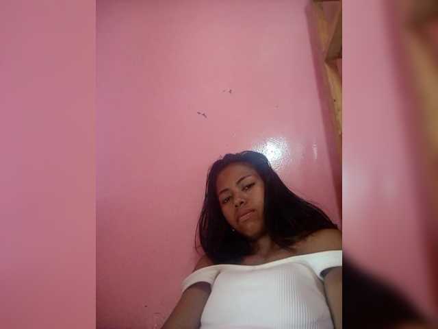 Rudih's BongaCams show and profile