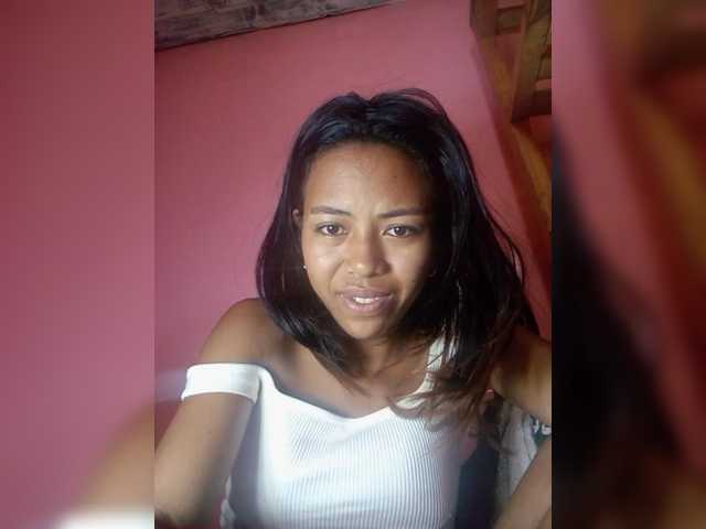 Rudih's BongaCams show and profile