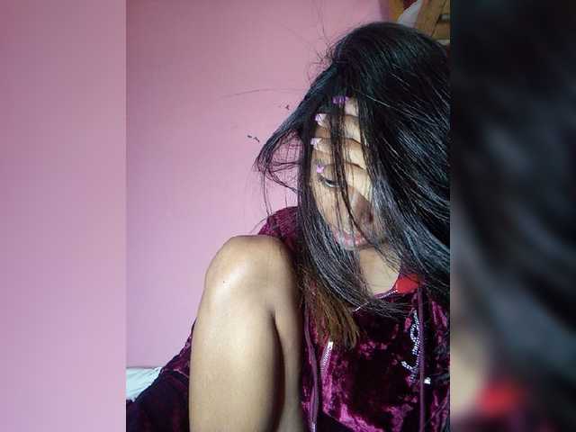 Rudih live cam on BongaCams
