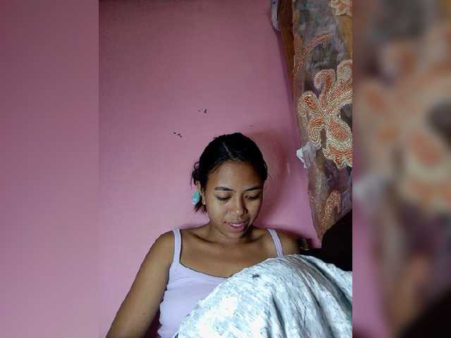 Rudih live cam on BongaCams