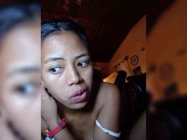 Rudih Live Webcam on BongaCams