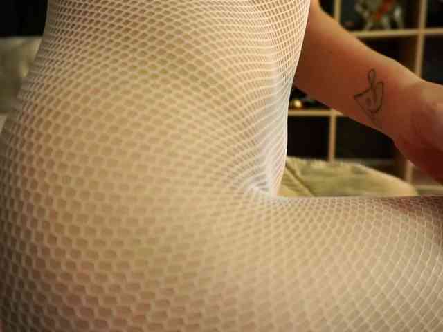 YourSweetxSin webcam