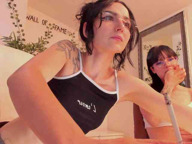 Moona-Ruby webcam