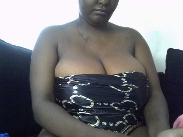 Sauceyga's BongaCams show and profile