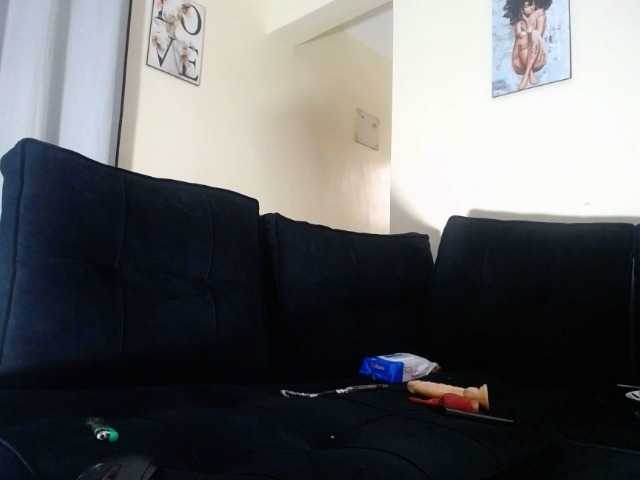 Sauceyga live cam on BongaCams