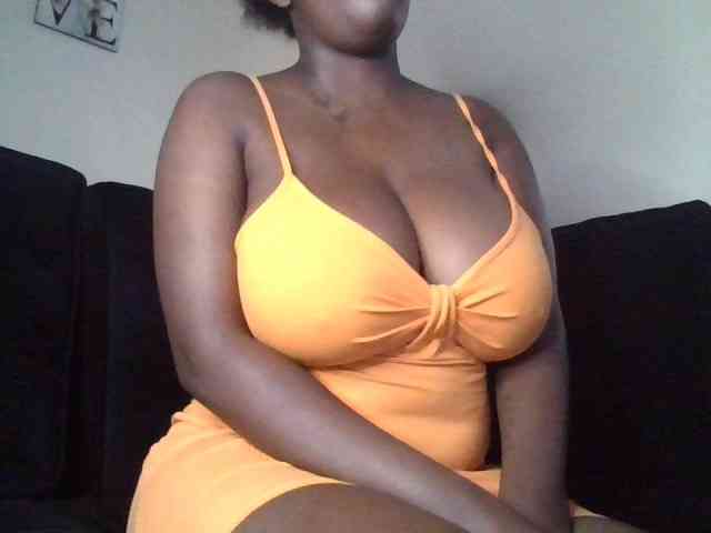 Sauceyga Live Webcam on BongaCams