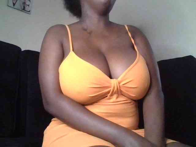 Sauceyga Live Webcam on BongaCams