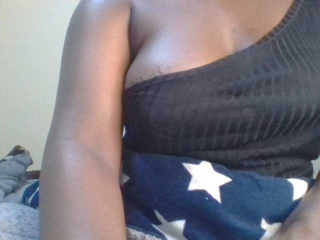 Shantell live cam