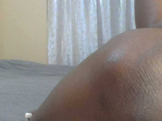 Shantell live webcam show
