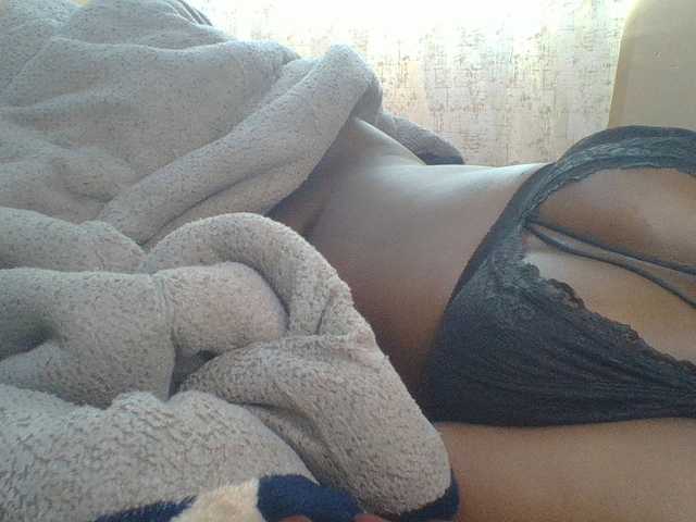 Shantell live cam on BongaCams