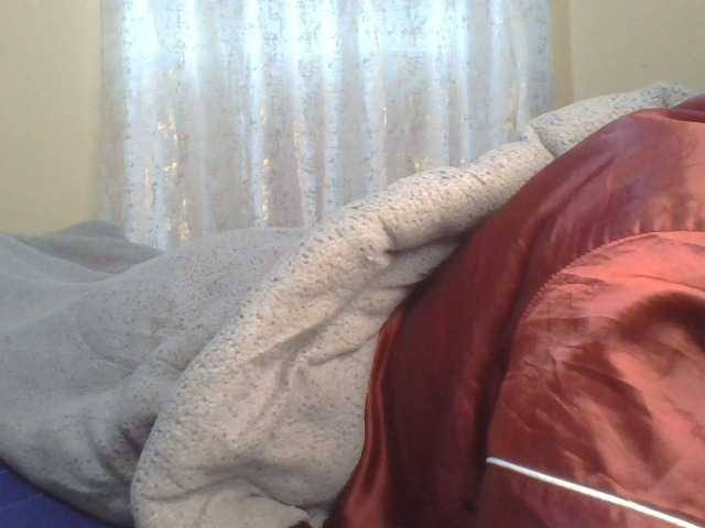 Shantell live cam on BongaCams
