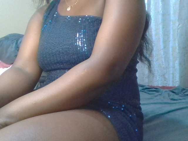 Shantell live cam on BongaCams