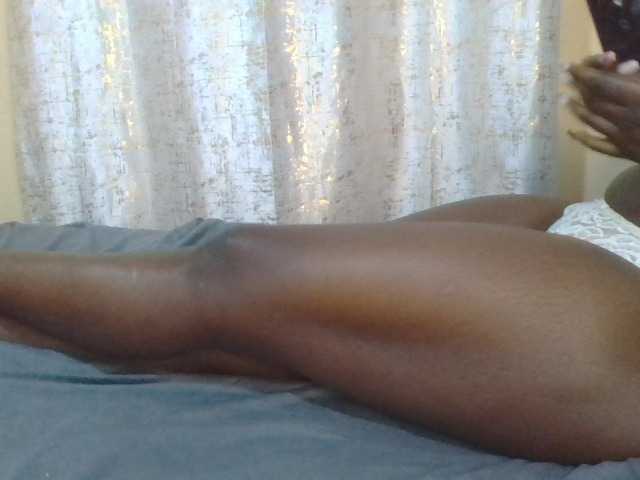 Shantell live cam on BongaCams