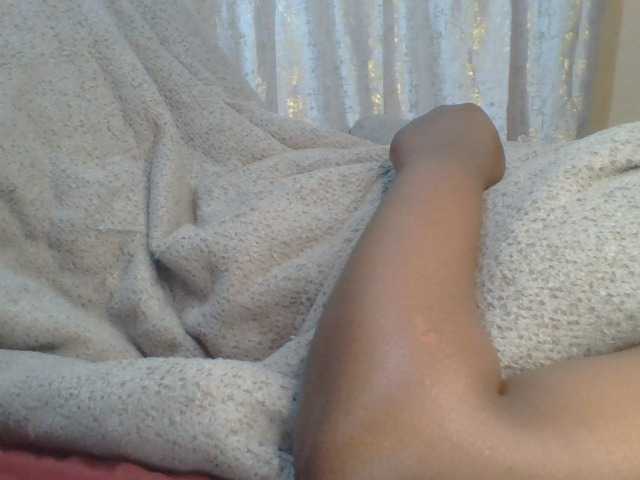 Shantell live cam on BongaCams