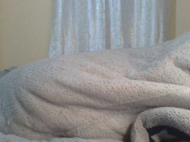 Shantell live cam on BongaCams