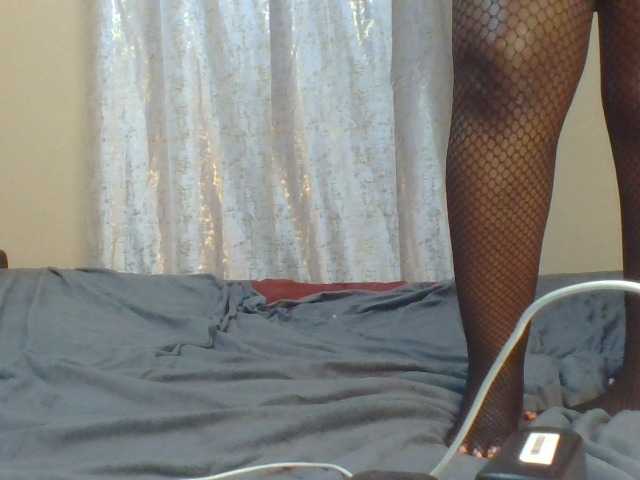 Shantell live cam on BongaCams