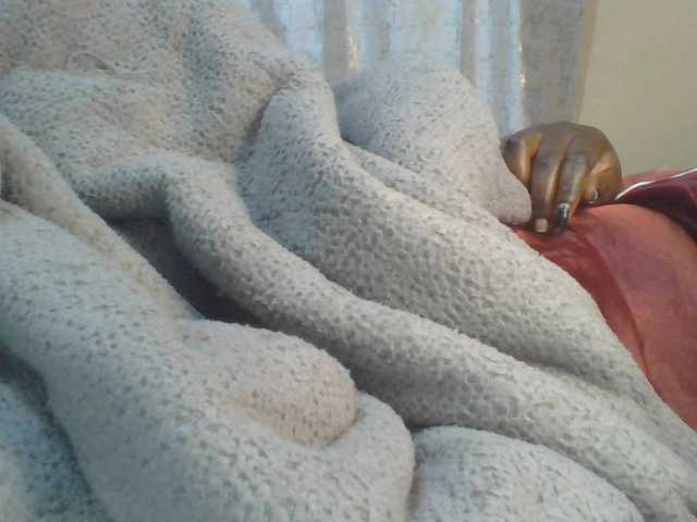 Shantell live cam on BongaCams