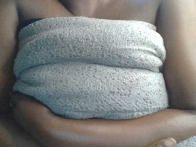 Shantell live cam on BongaCams