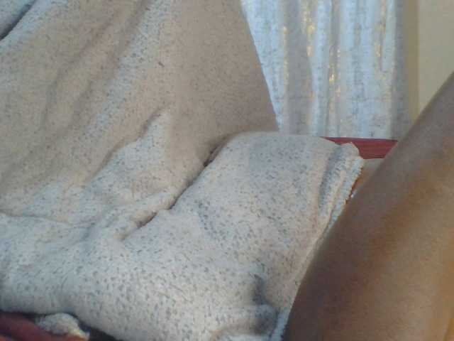 Shantell live cam on BongaCams