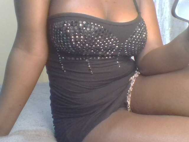 Shantell live cam on BongaCams