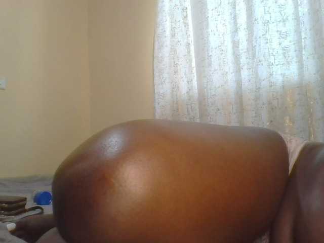 Shantell live cam on BongaCams
