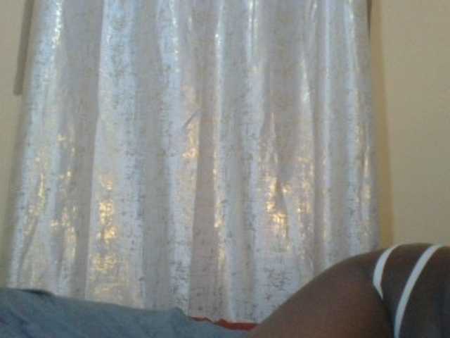 Shantell live cam on BongaCams
