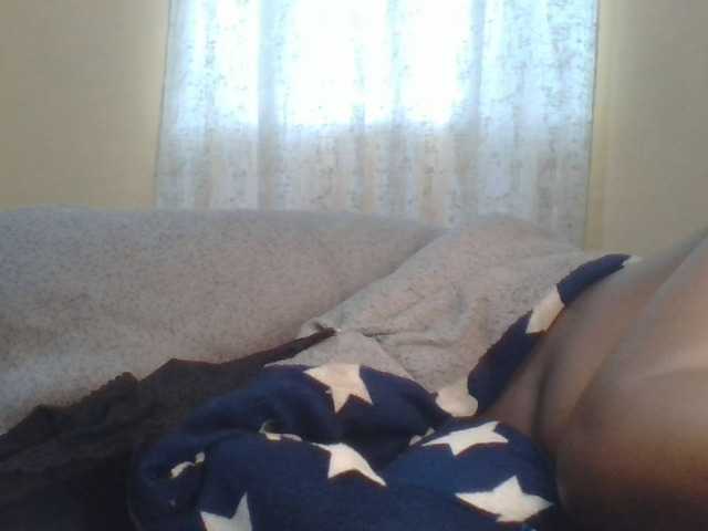 Shantell live cam on BongaCams