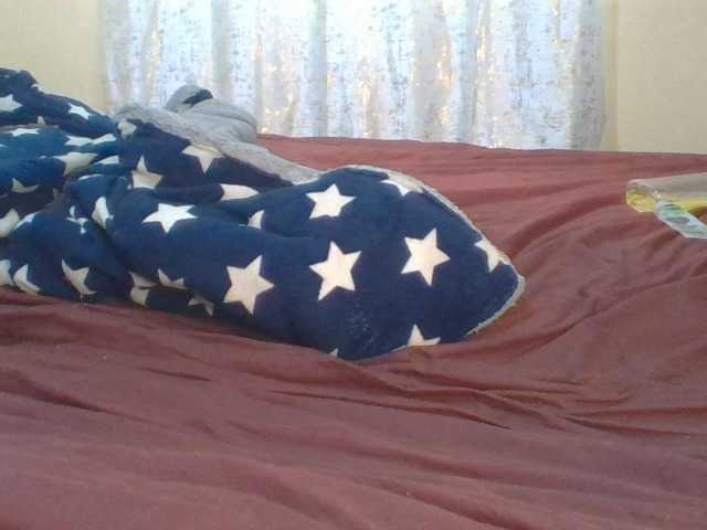 Shantell live cam on BongaCams