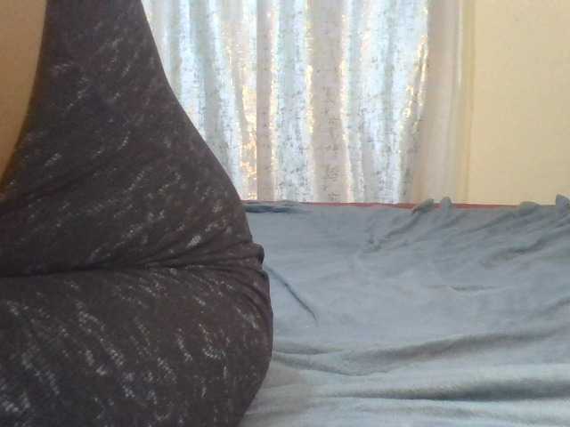 Shantell live cam on BongaCams