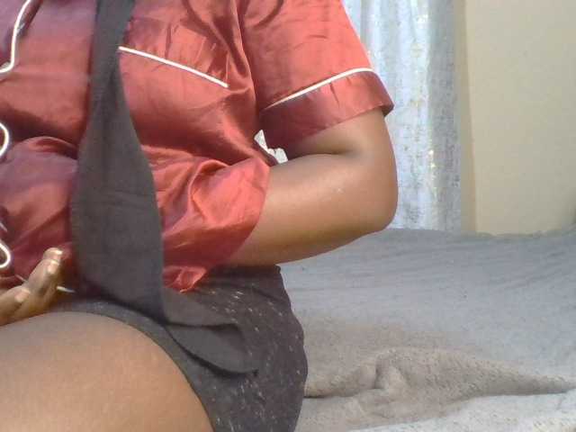 Shantell live cam on BongaCams