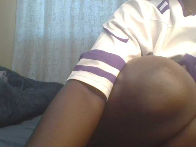 Shantell live cam on BongaCams