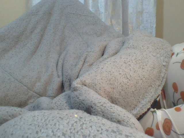 Shantell live cam on BongaCams