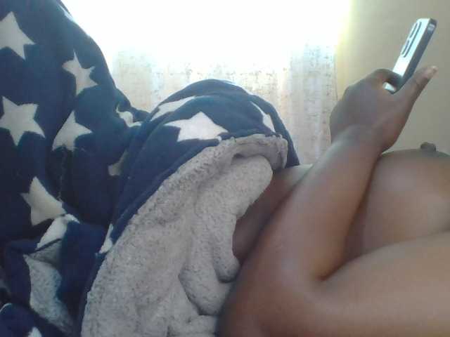 Shantell live cam on BongaCams