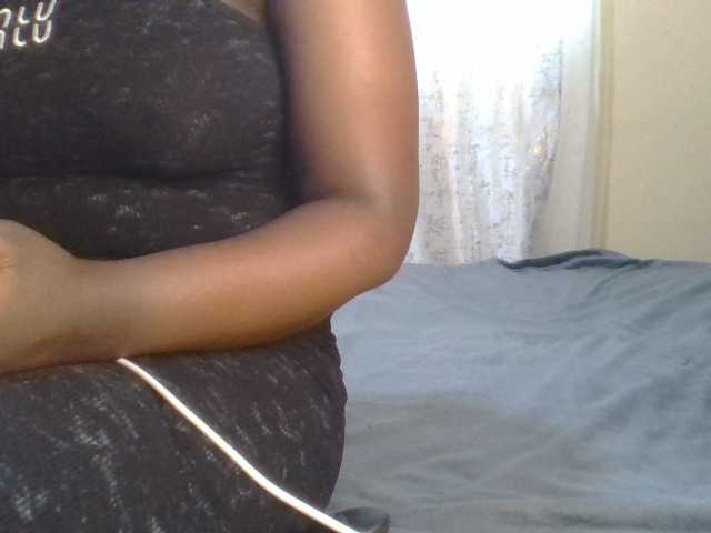 Shantell live cam on BongaCams